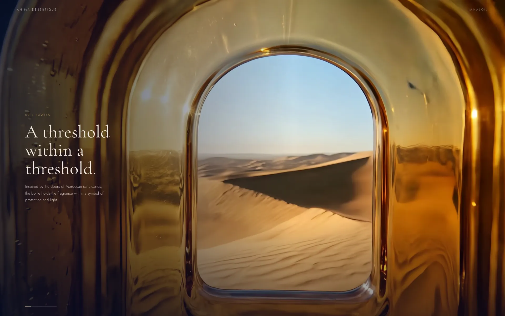 Anima Désertique: the desert through the bottle’s arched window